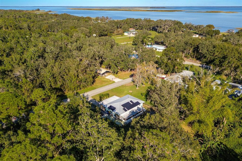 Photo of 1511 Fringe Street, Lake Placid, FL 33852 (MLS # A4666152)