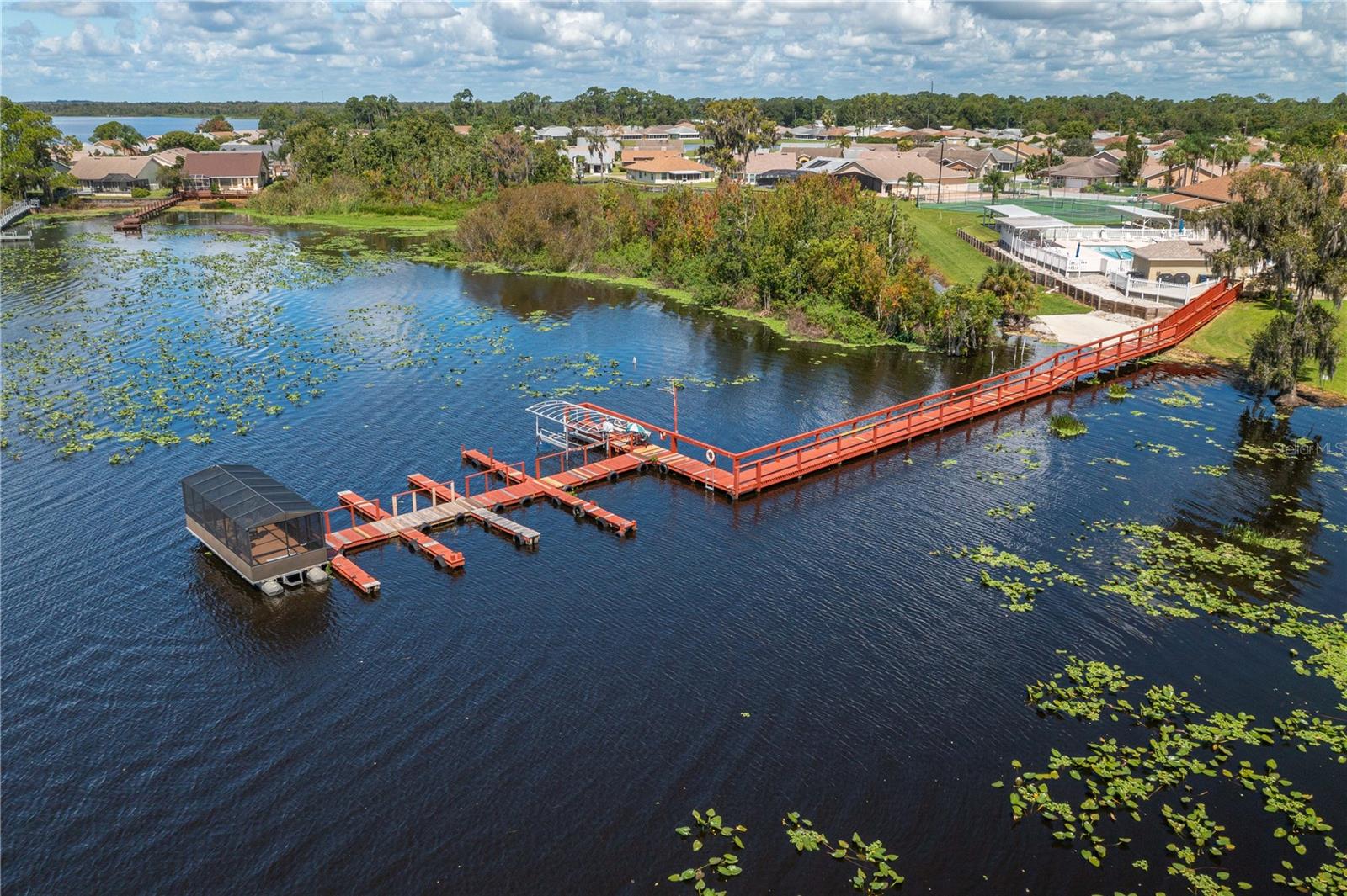 SWEETWATER GOLF & TENNIS CLUB ADD 03 - Residential