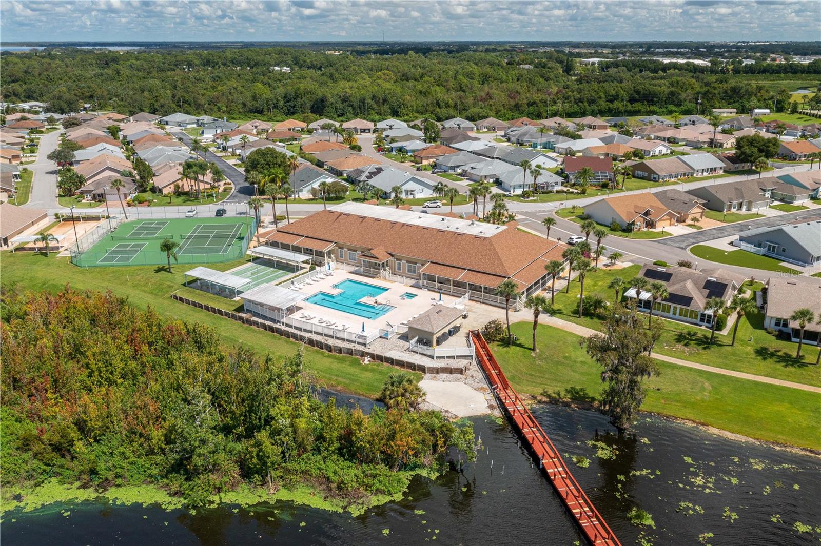 SWEETWATER GOLF & TENNIS CLUB ADD 03 - Residential