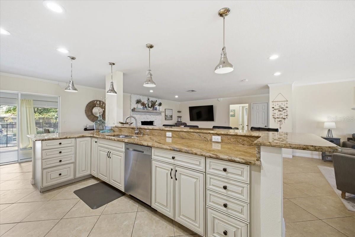 EL CONQUISTADOR VILLAGE II A - Residential