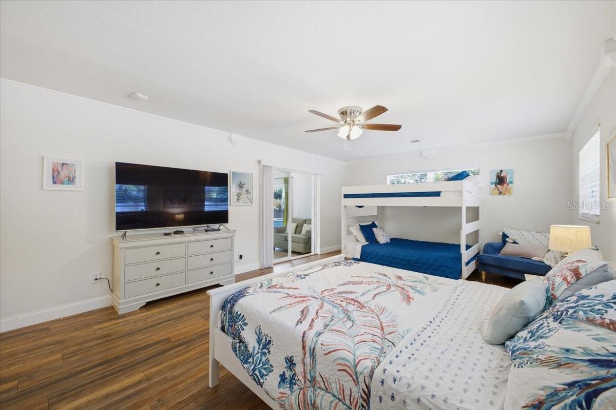 EL CONQUISTADOR VILLAGE II A - Residential