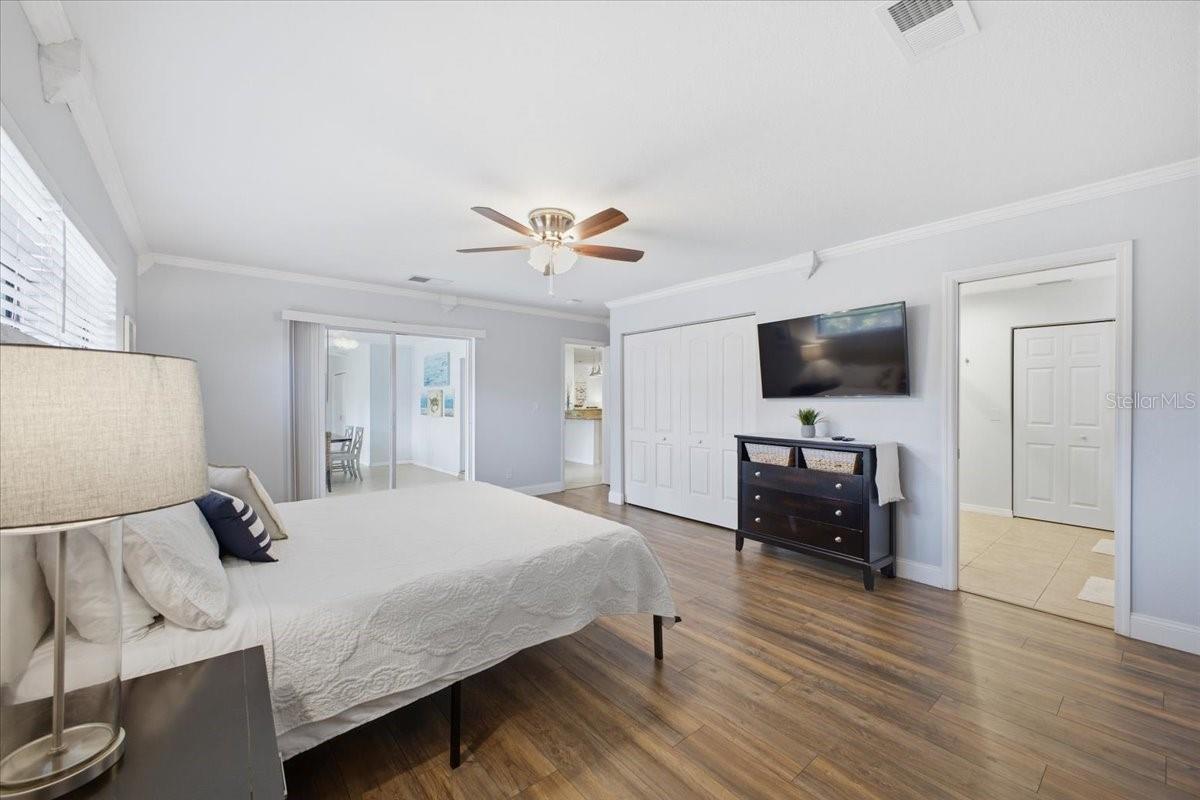 EL CONQUISTADOR VILLAGE II A - Residential