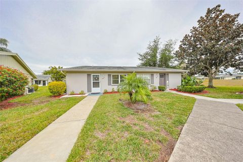 302 CANTON COURT 56 SUN CITY CENTER FL 33573