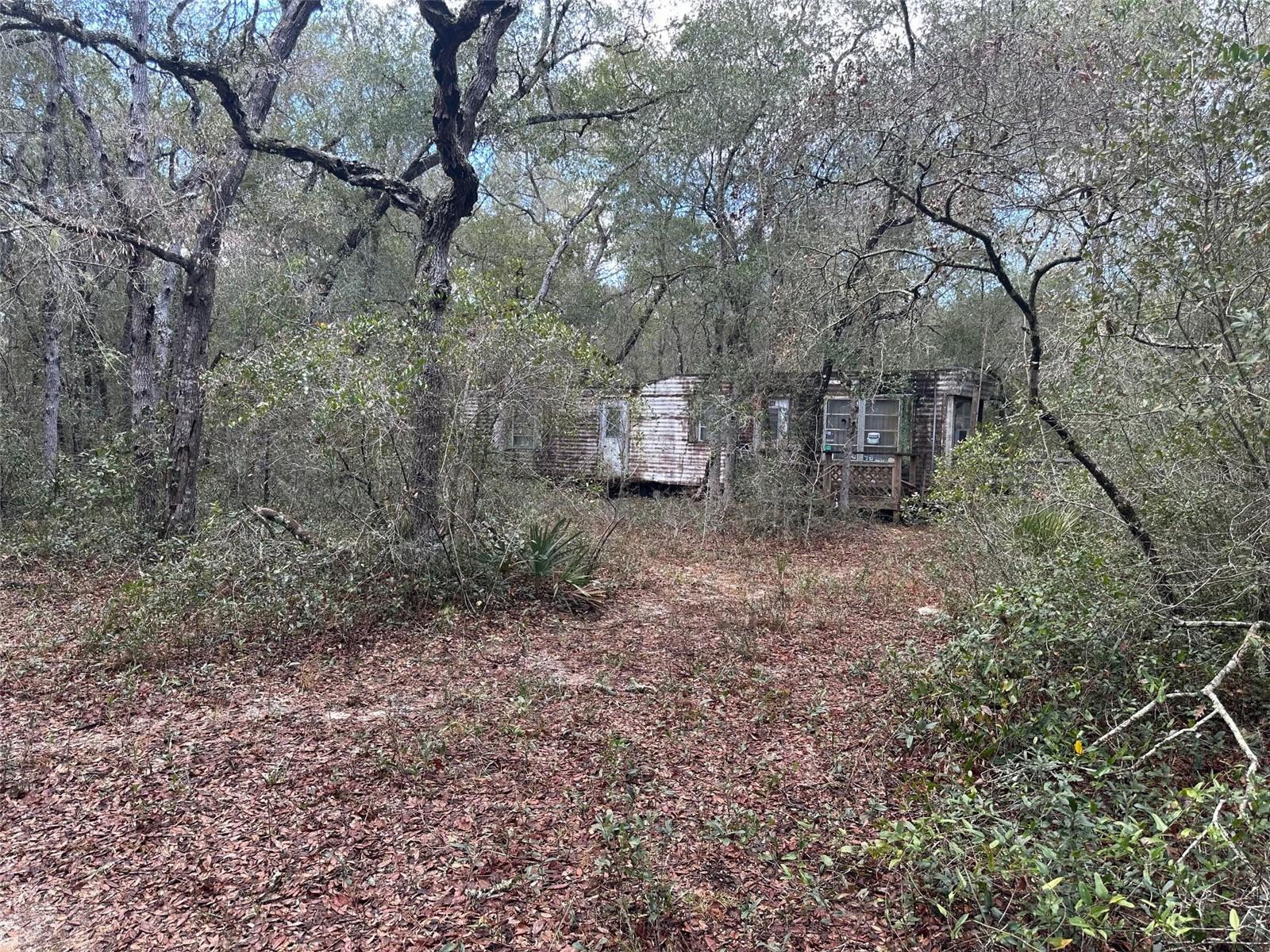 FOREST LAKES PARK - Land