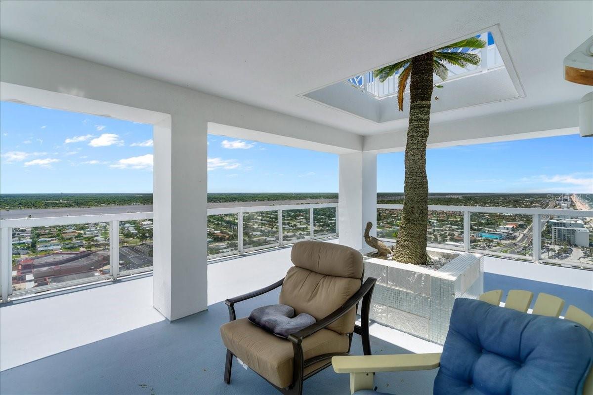 ALIKI TOWER - Residential