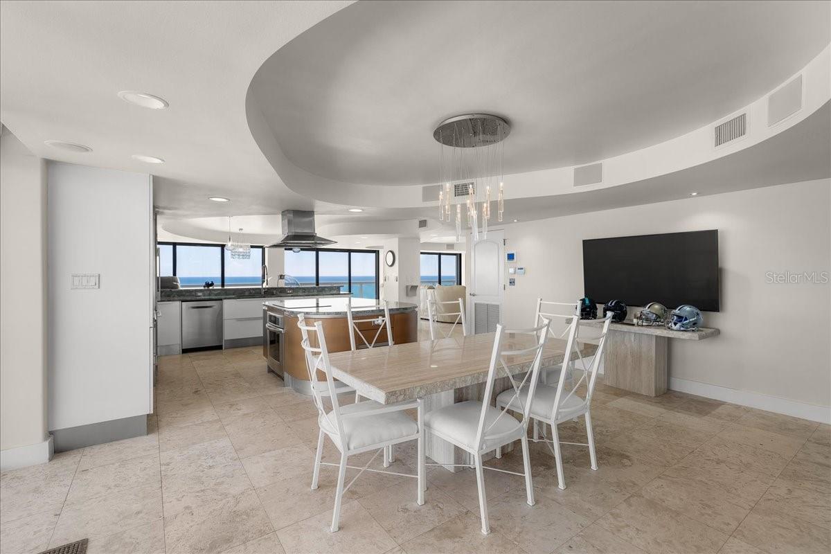 ALIKI TOWER - Residential