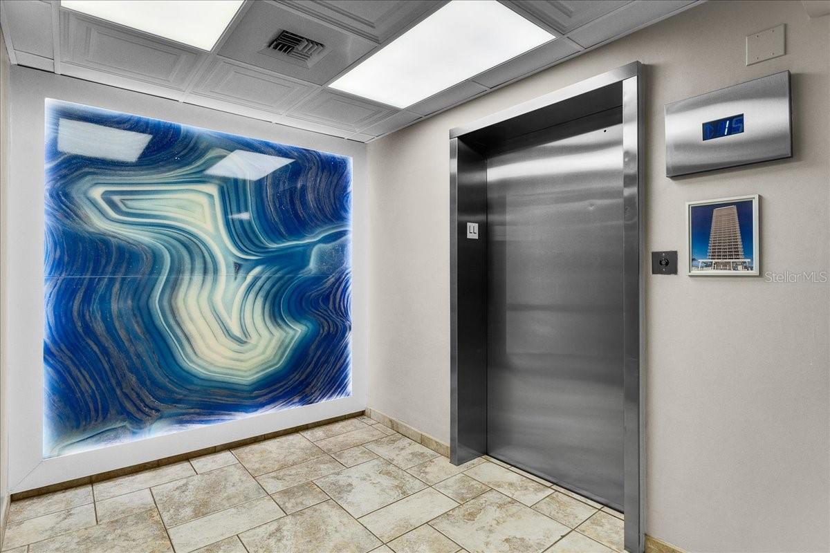 ALIKI TOWER - Residential