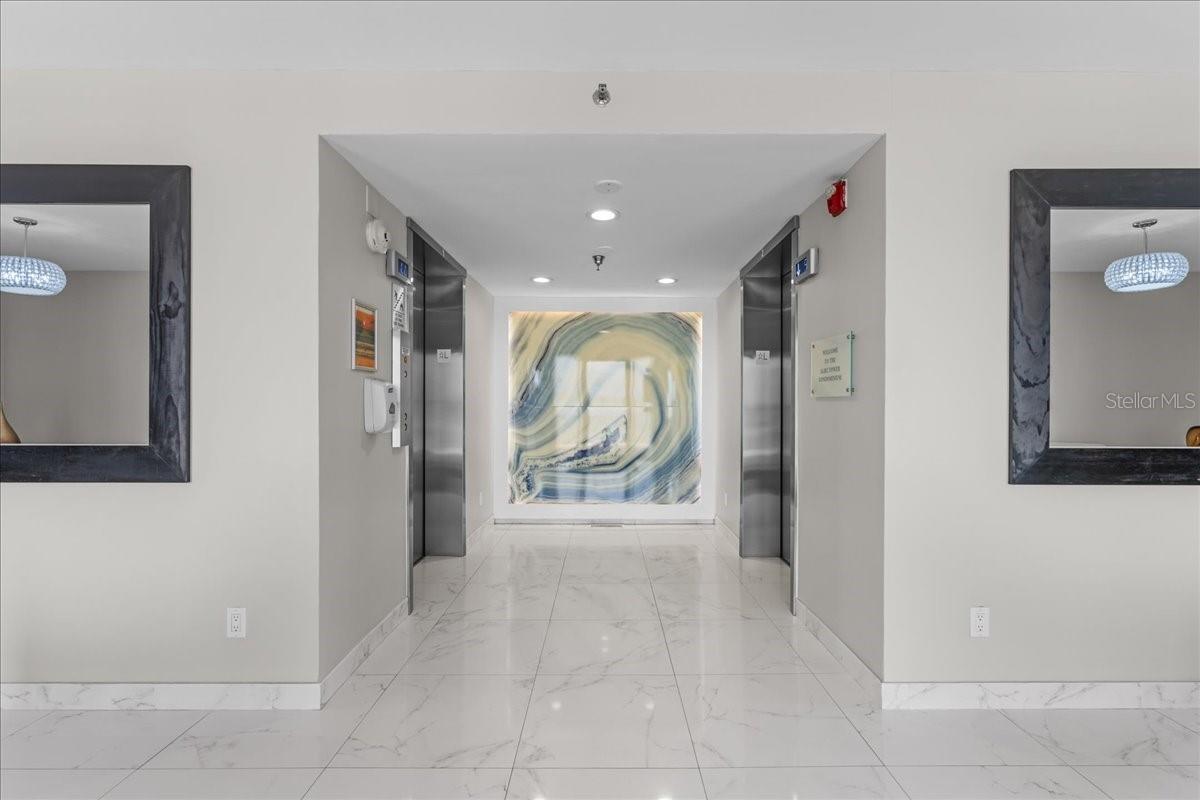 ALIKI TOWER - Residential