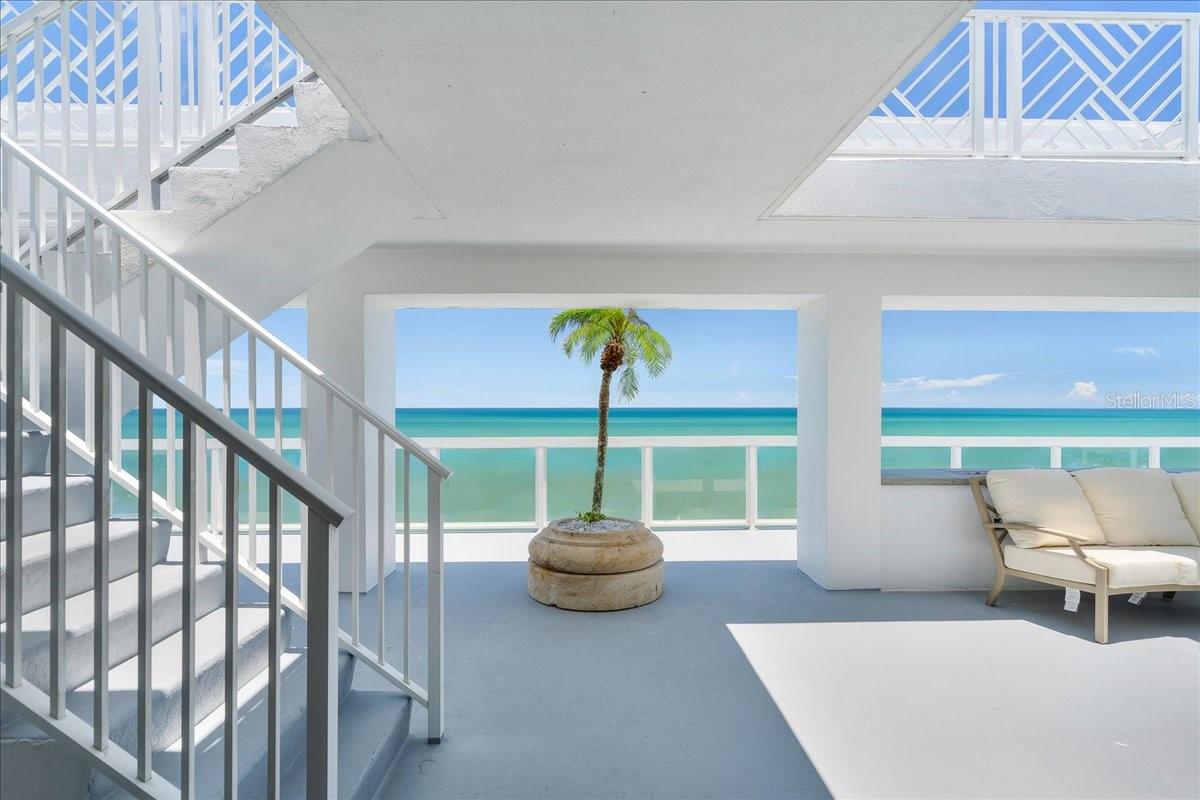 ALIKI TOWER - Residential