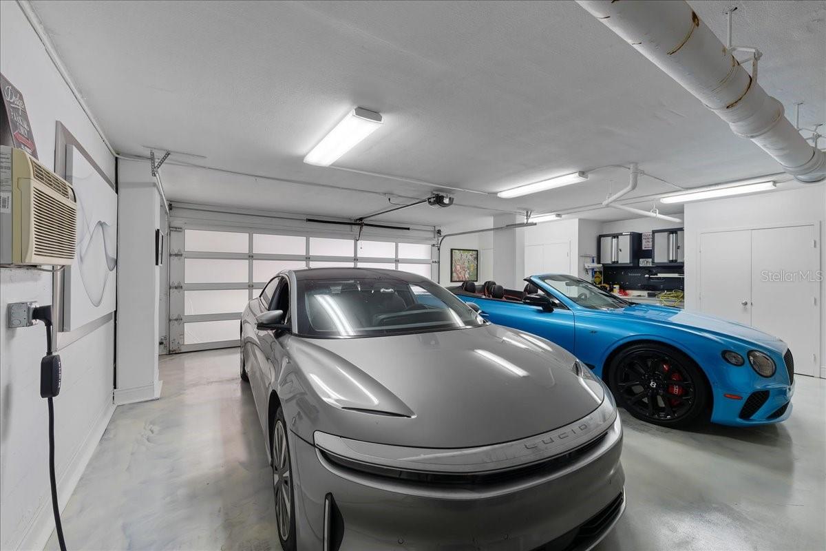 ALIKI TOWER - Residential