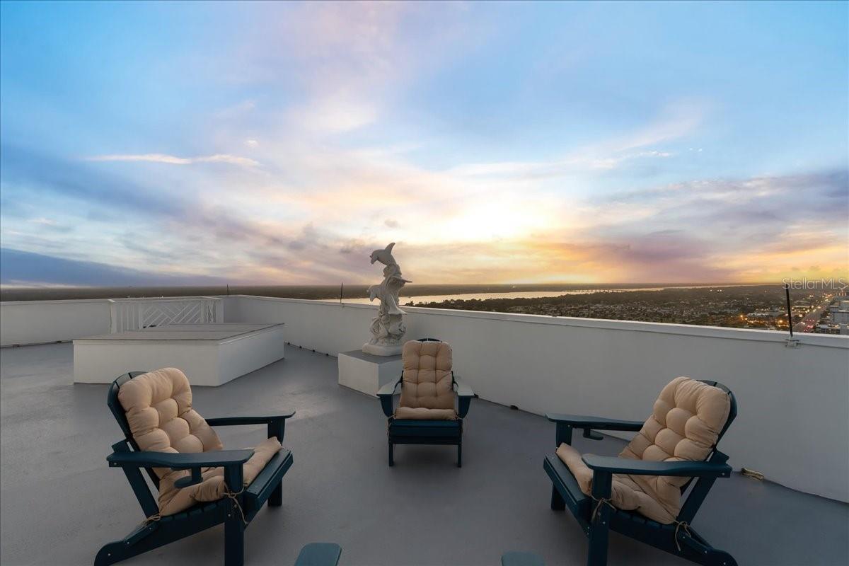 ALIKI TOWER - Residential