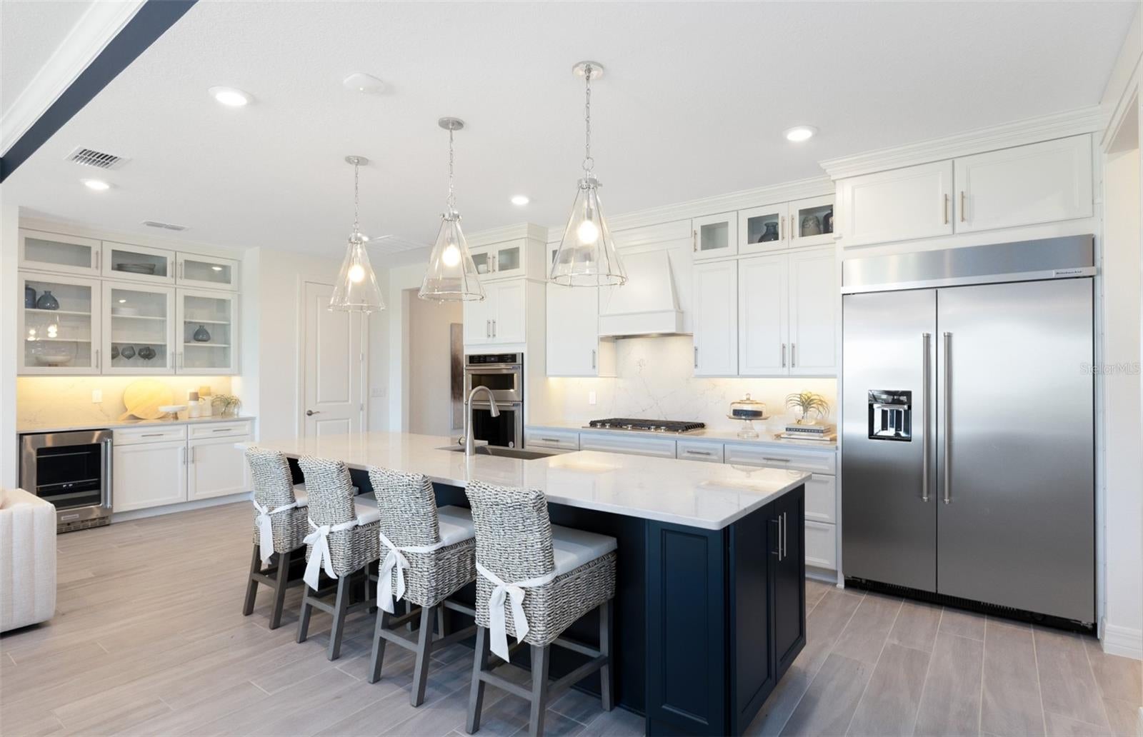 289 CRYSTAL WOOD DRIVE