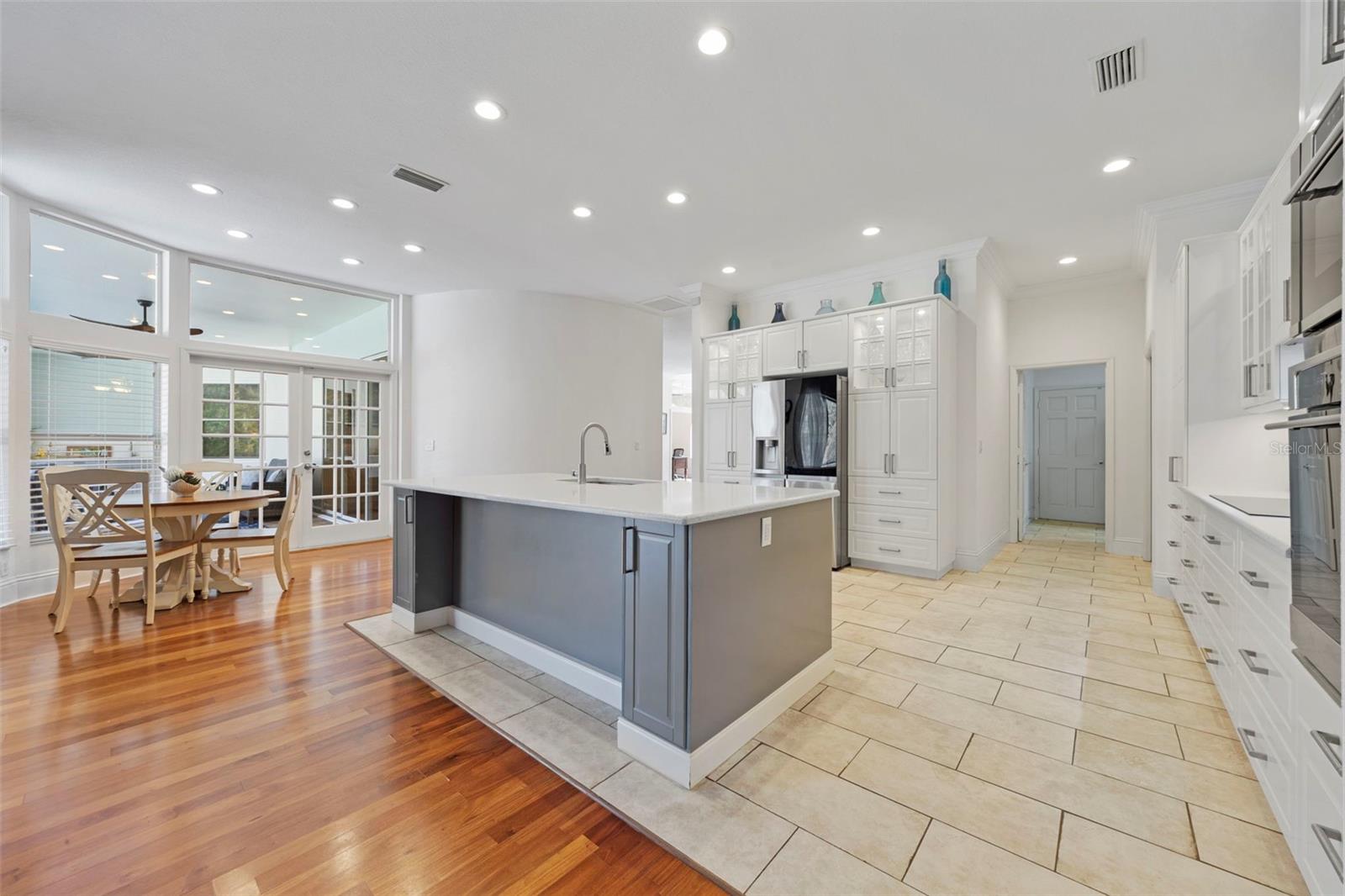 CRESCENT OAKS COUNTRY CLUB PH 1 - Residential