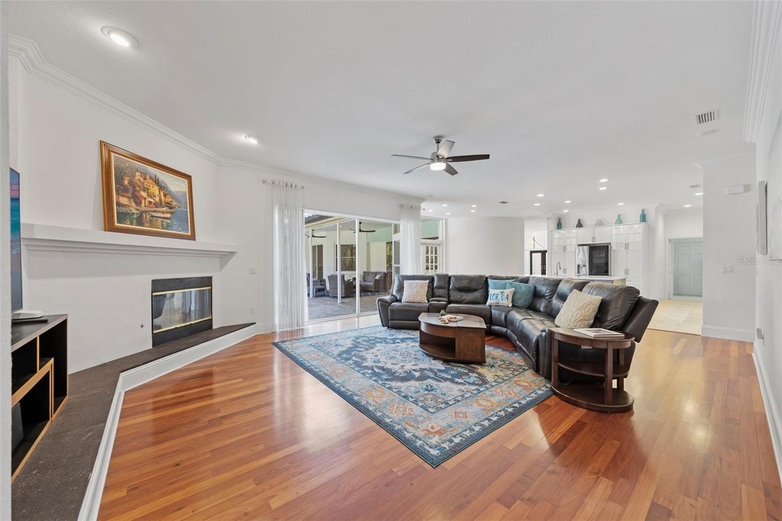 CRESCENT OAKS COUNTRY CLUB PH 1 - Residential