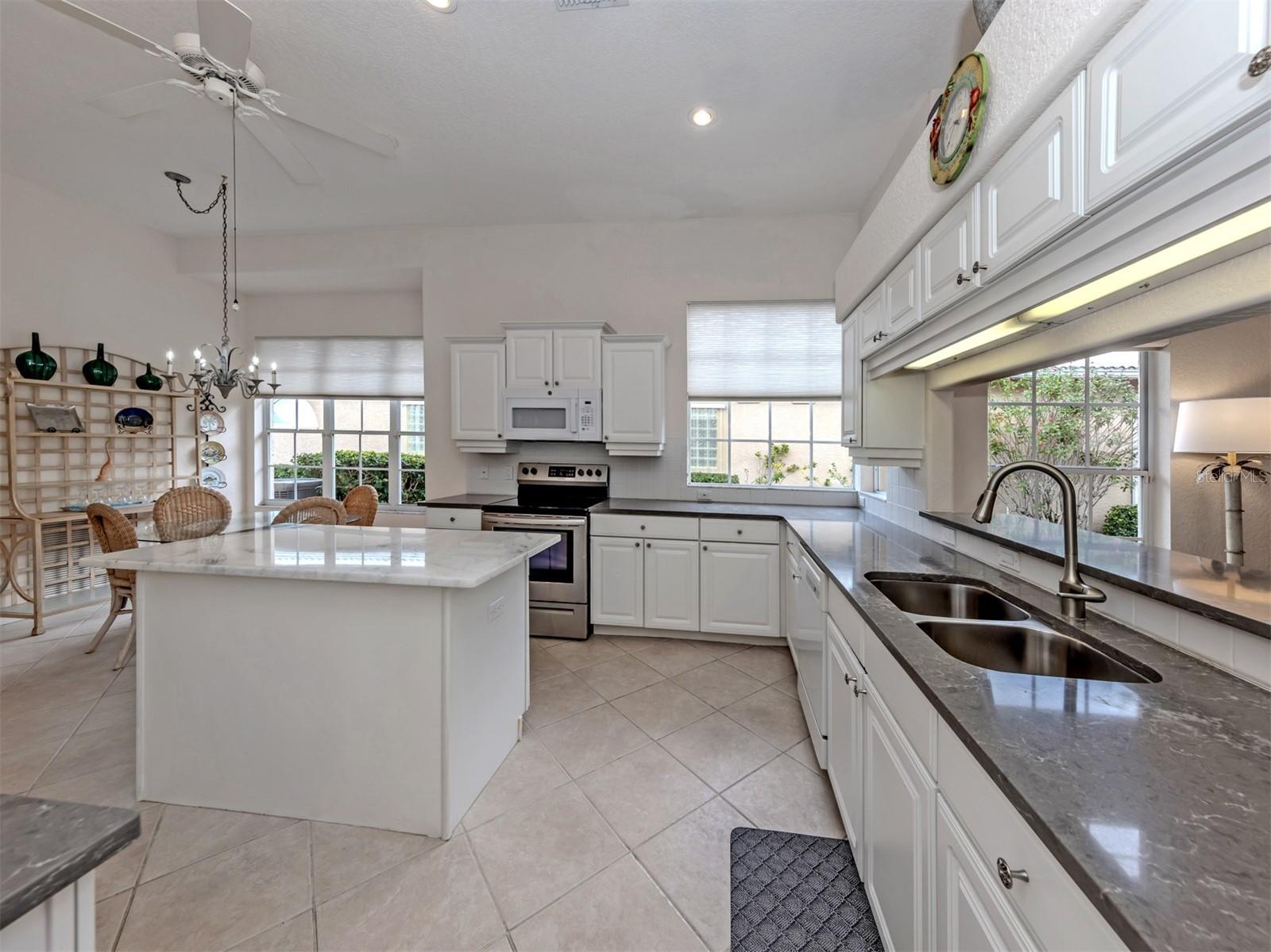 BERMUDA CLUB EAST AT PLANTATION - Residential