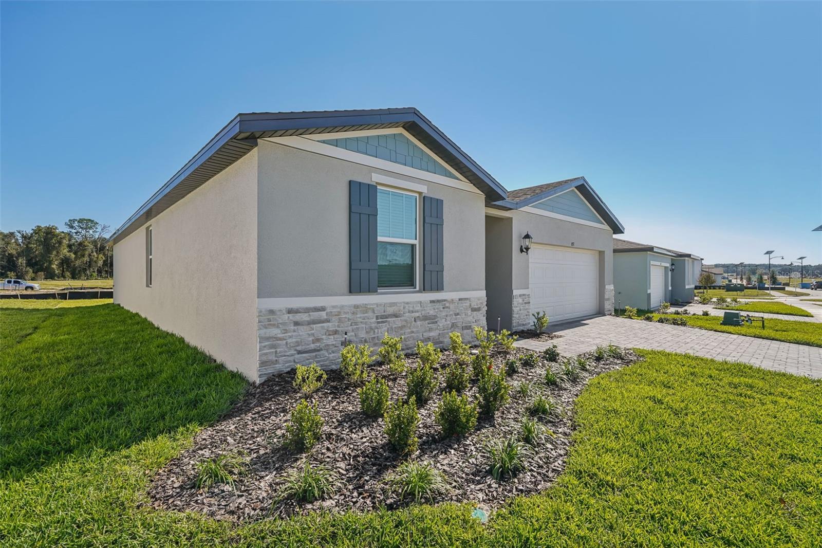 851 SUNSHOWER DRIVE