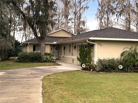 A home in CRYSTAL RIVER