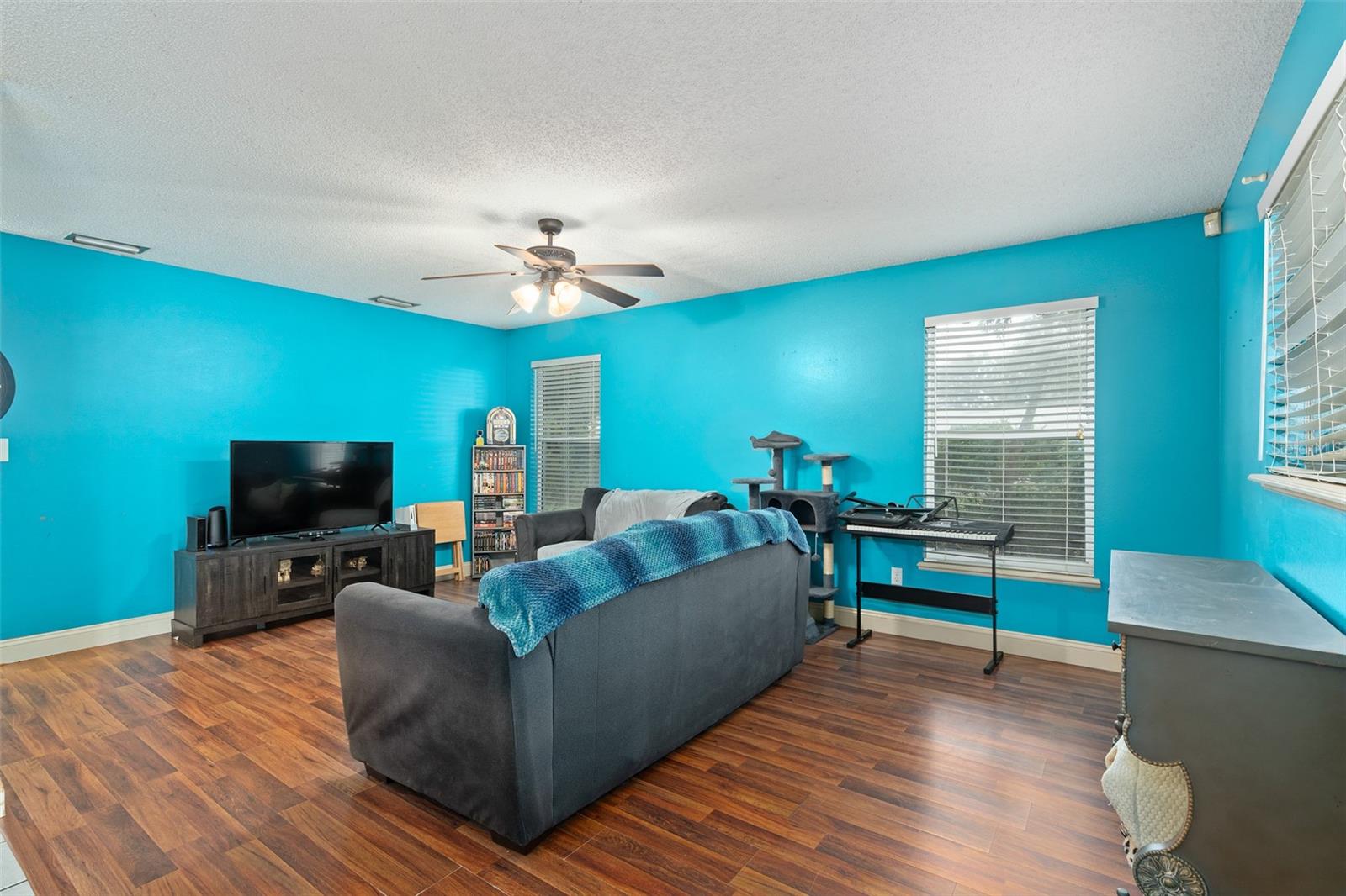 CAROLO TERRACE - Residential