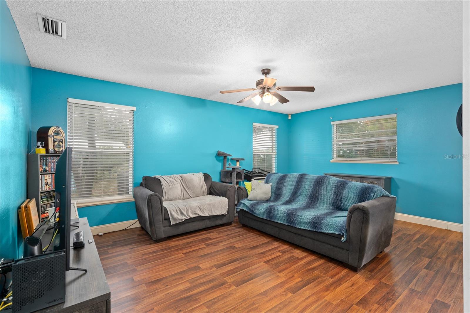 CAROLO TERRACE - Residential