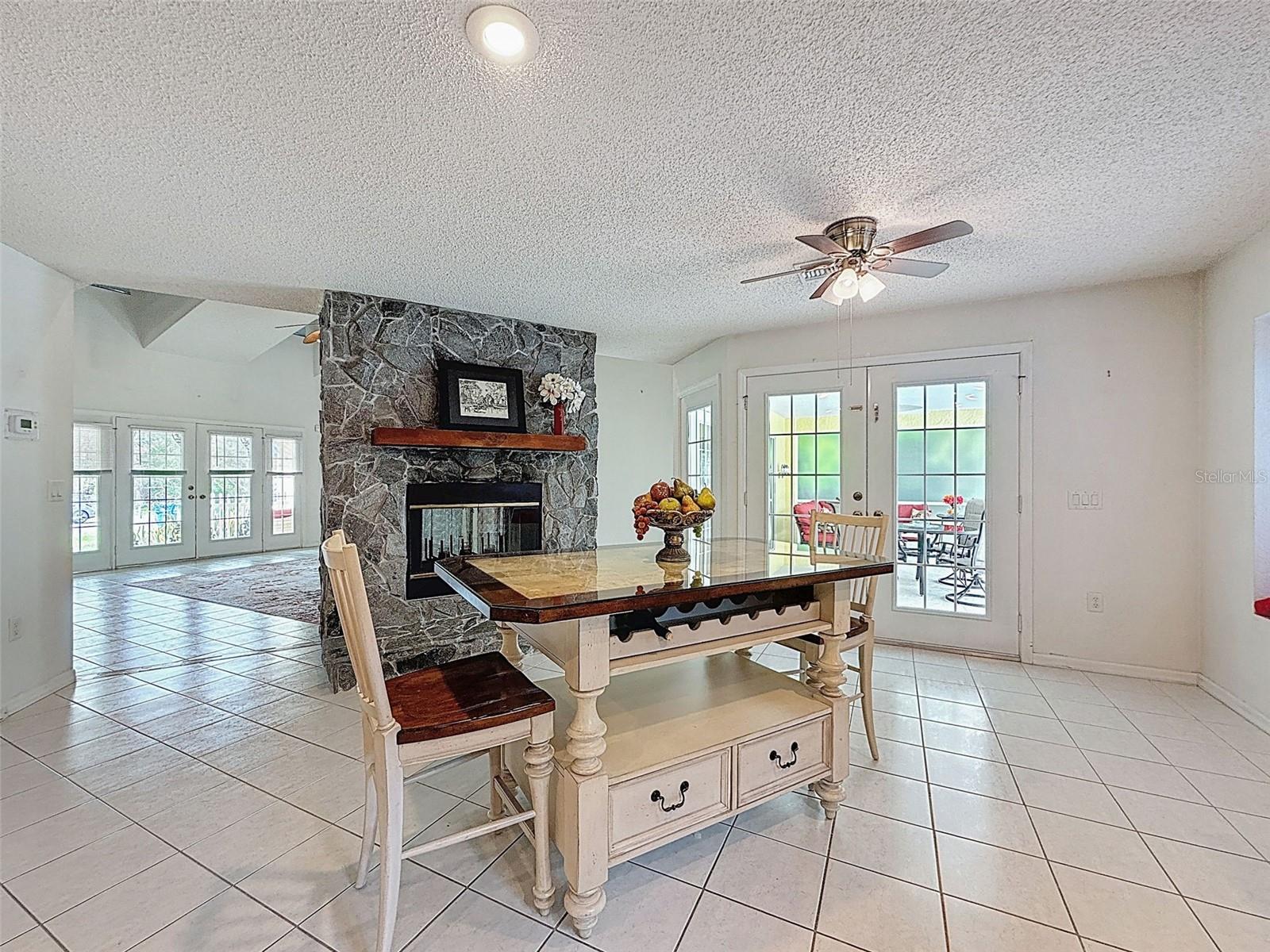 SPRING HILL - Residential