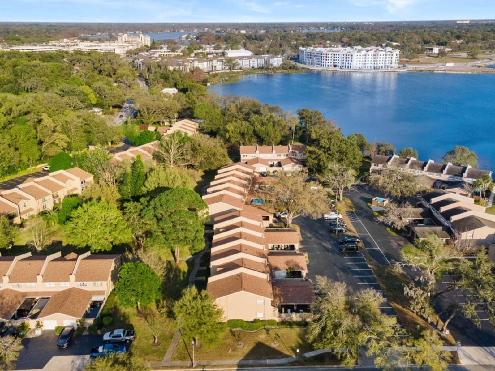 PARK LAKE TWNHS - Residential