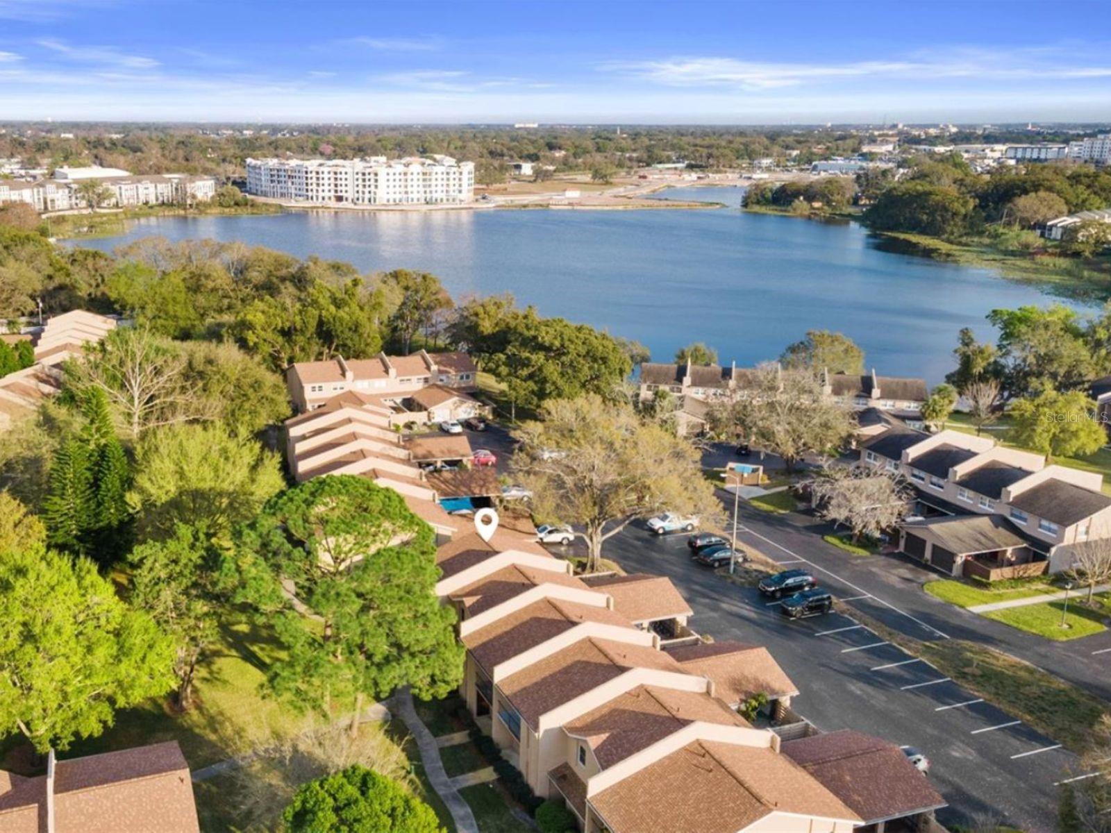 PARK LAKE TWNHS - Residential