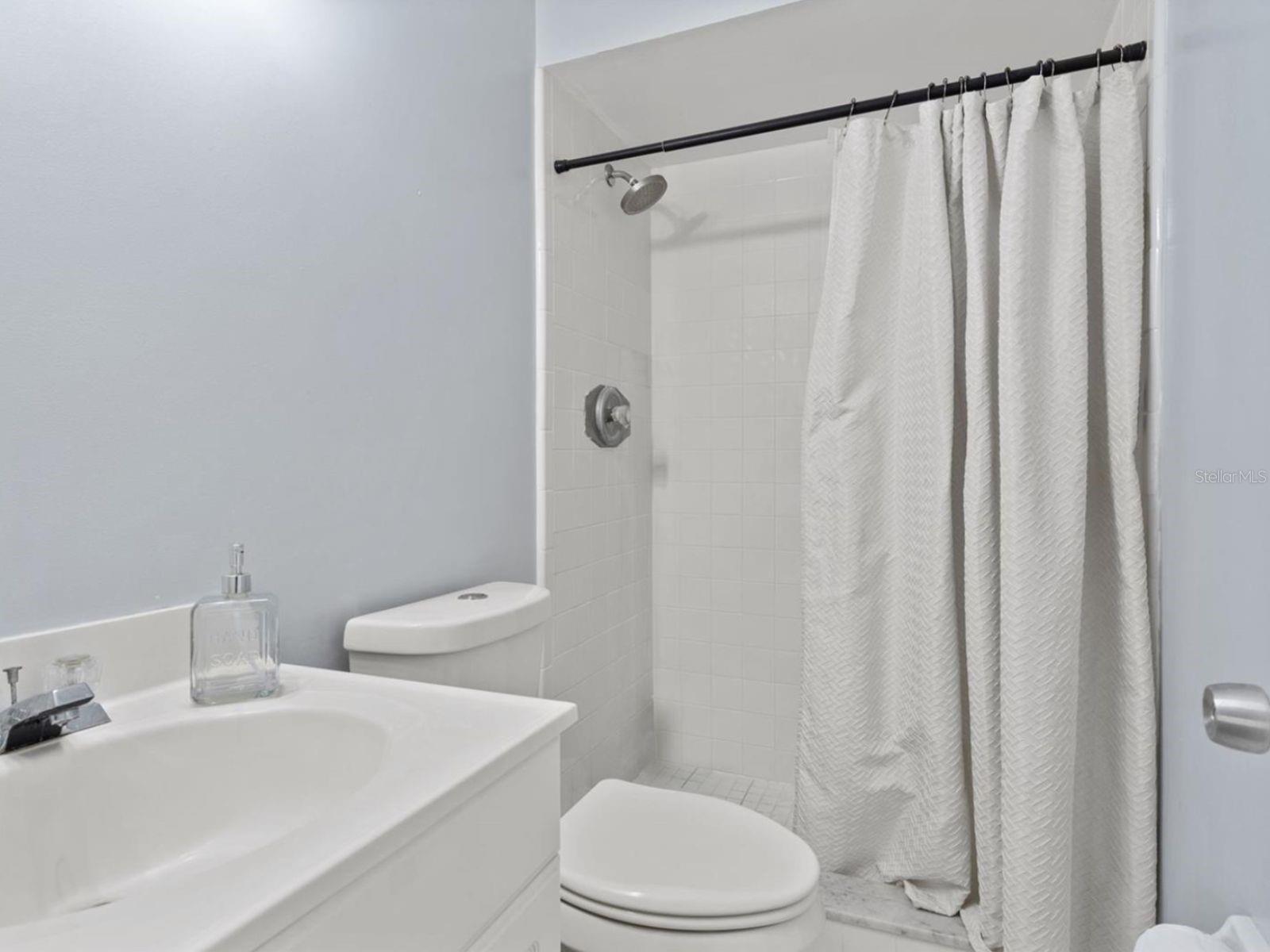 PARK LAKE TWNHS - Residential