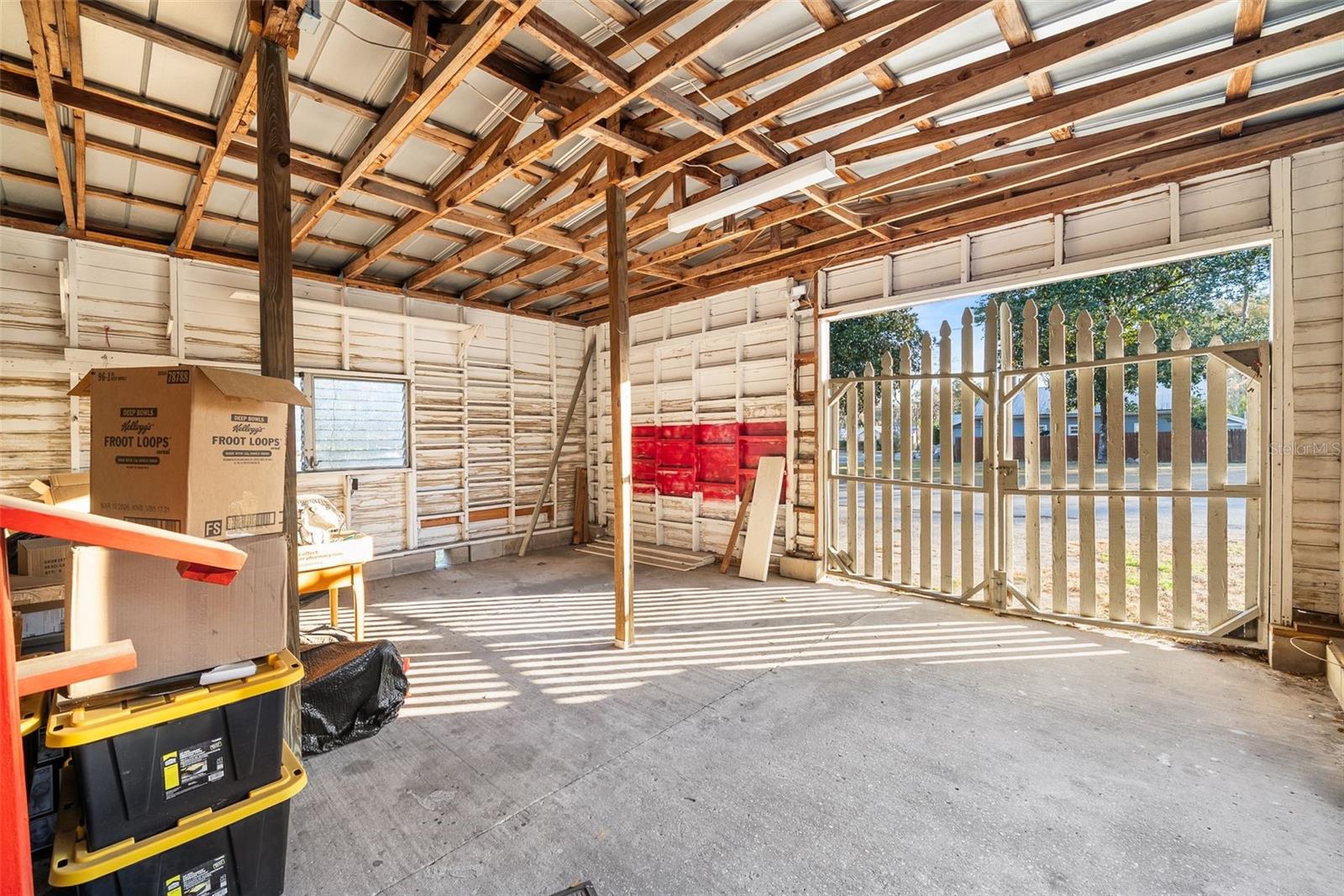 S. C. MOORE ADDN (MRS. S C MOORE EST) - Residential