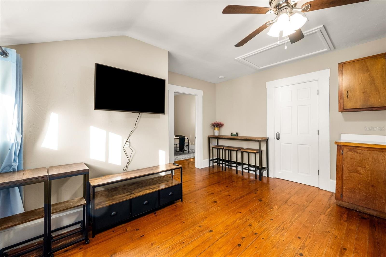 S. C. MOORE ADDN (MRS. S C MOORE EST) - Residential