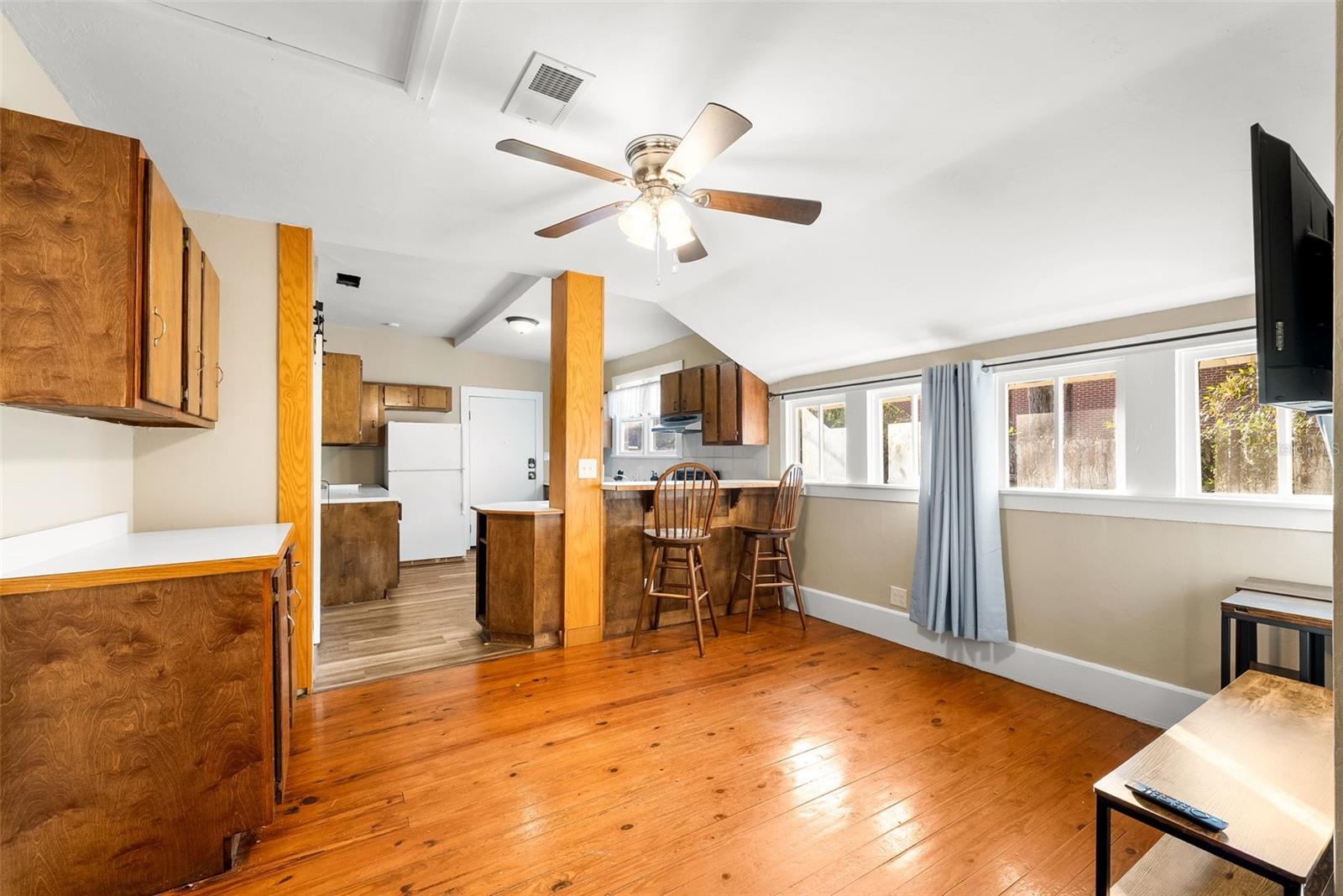 S. C. MOORE ADDN (MRS. S C MOORE EST) - Residential