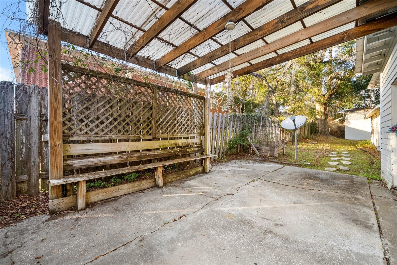 S. C. MOORE ADDN (MRS. S C MOORE EST) - Residential