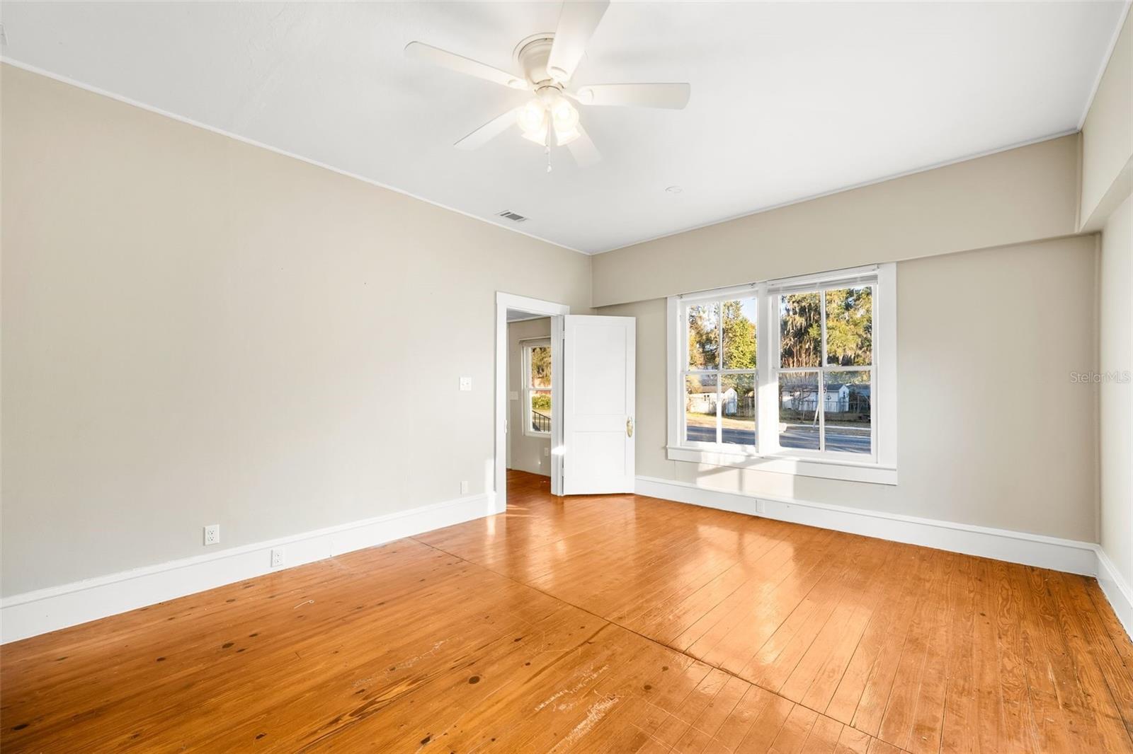 S. C. MOORE ADDN (MRS. S C MOORE EST) - Residential