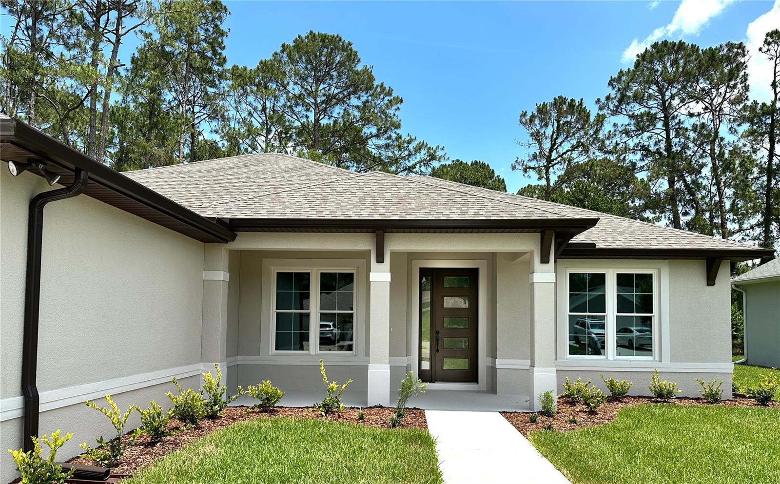 6 LAKE PLACE