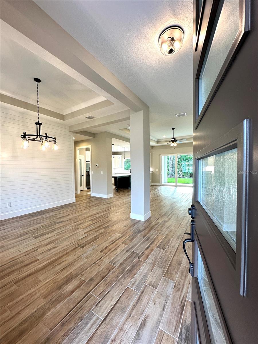 6 LAKE PLACE