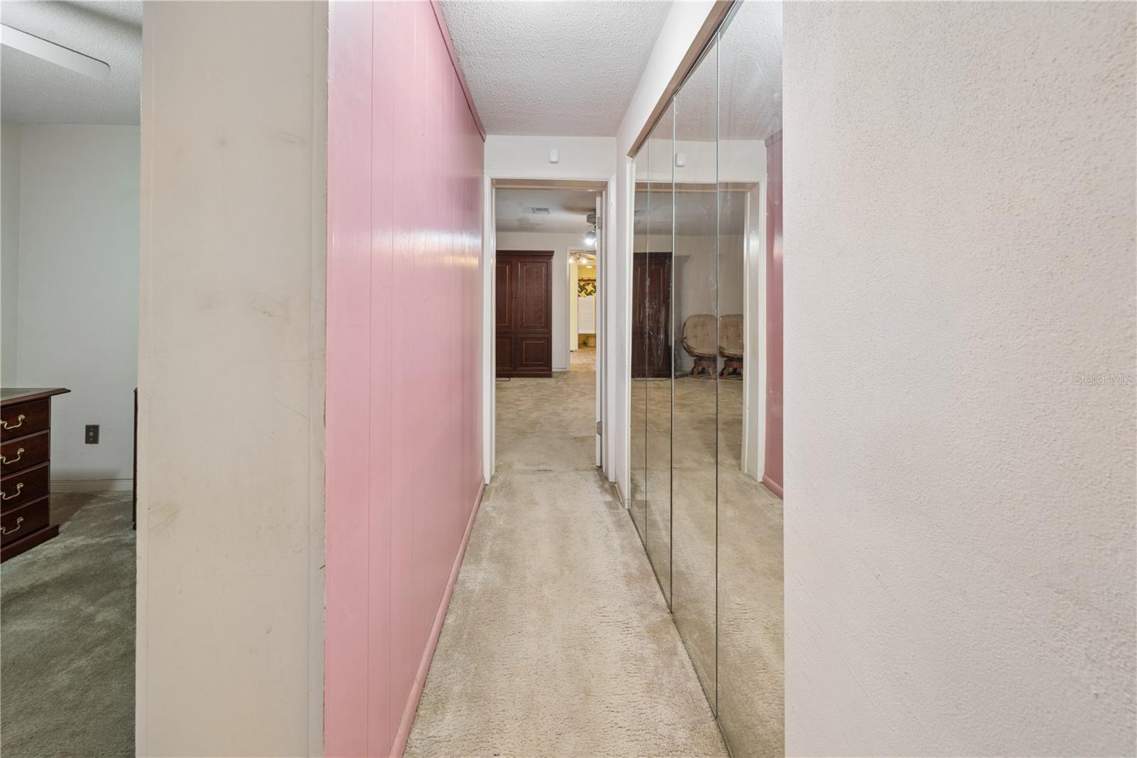 WILLISTON HLNDS - Residential