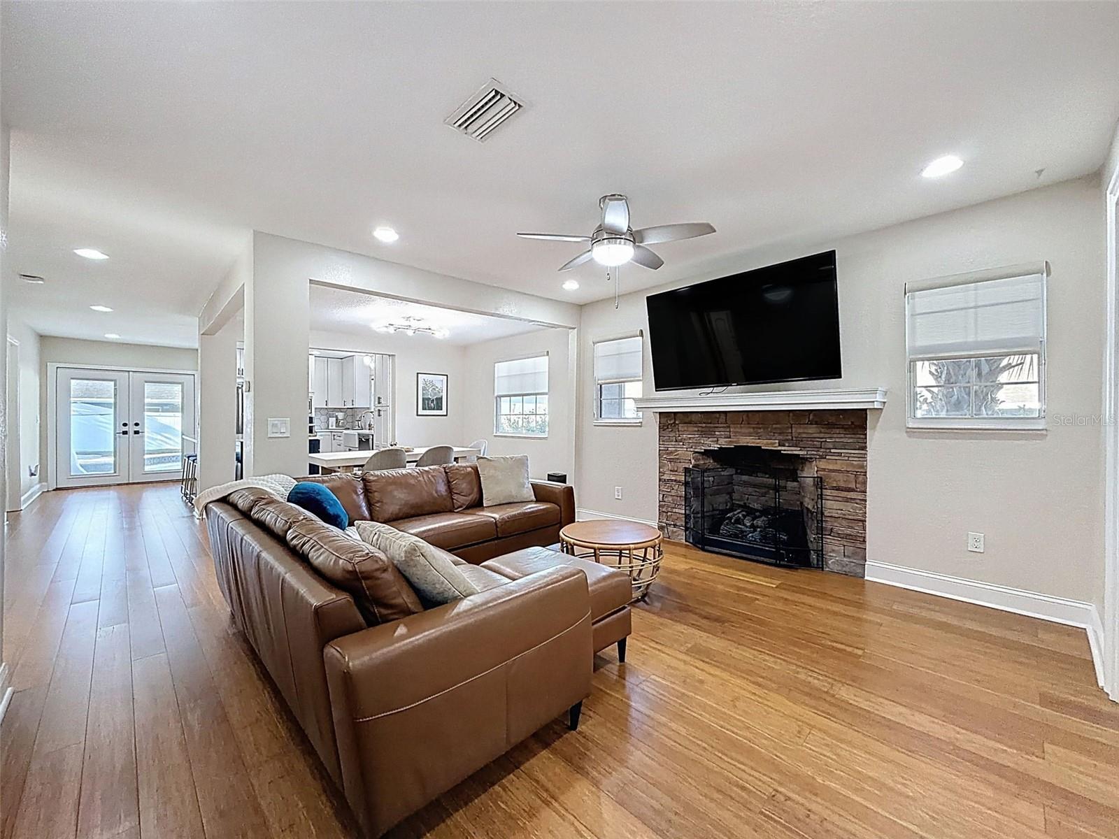 6315 INTERBAY BOULEVARD