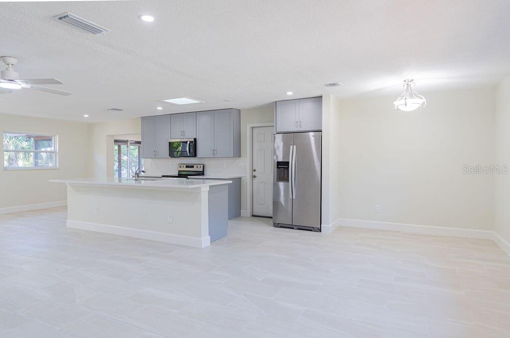 A REP OF A PT OF BLK D CRYSTAL BOWL ADD - Residential