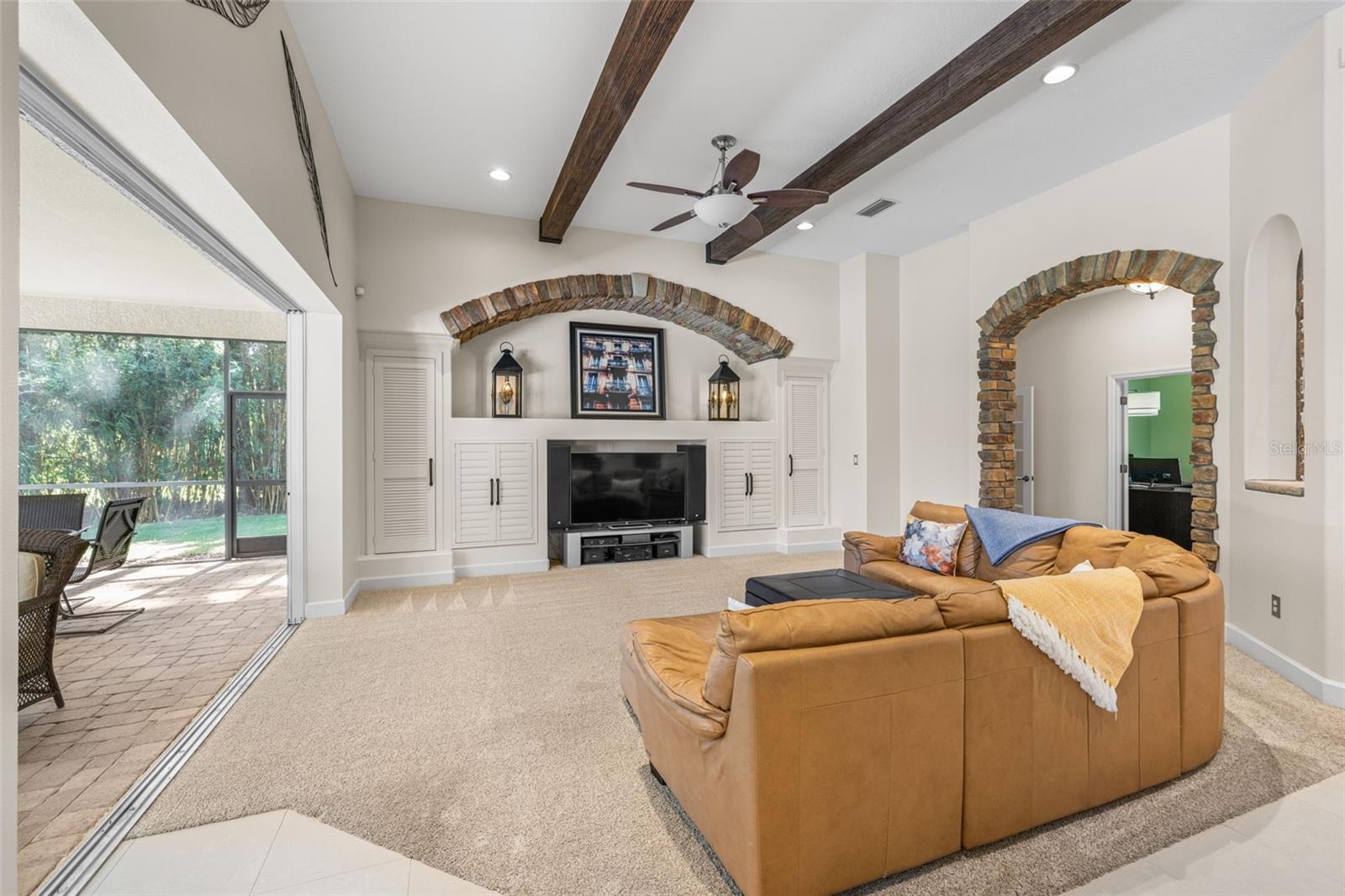 PINE CREST ESTATES - Residential