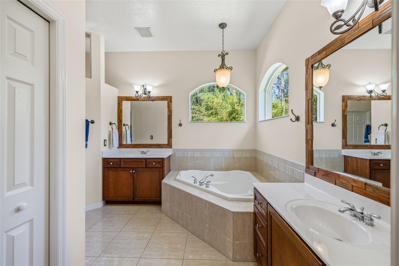 PINE CREST ESTATES - Residential