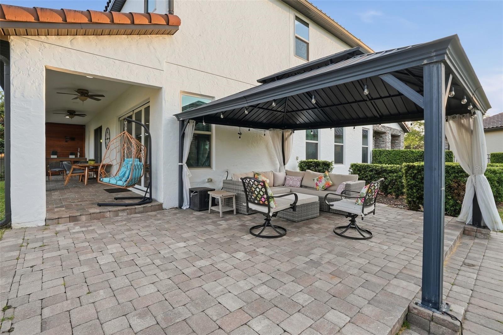 ENCLAVE - Residential