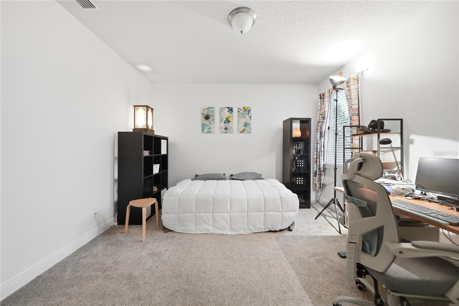 ENCLAVE - Residential