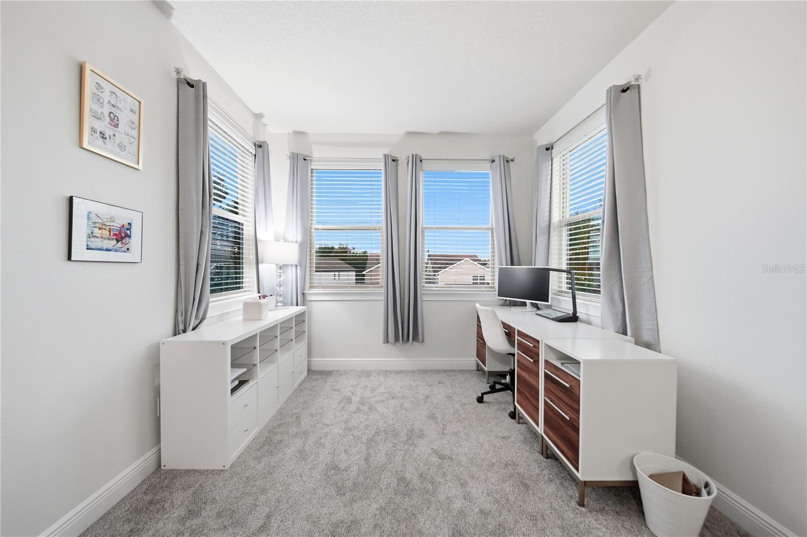 ENCLAVE - Residential