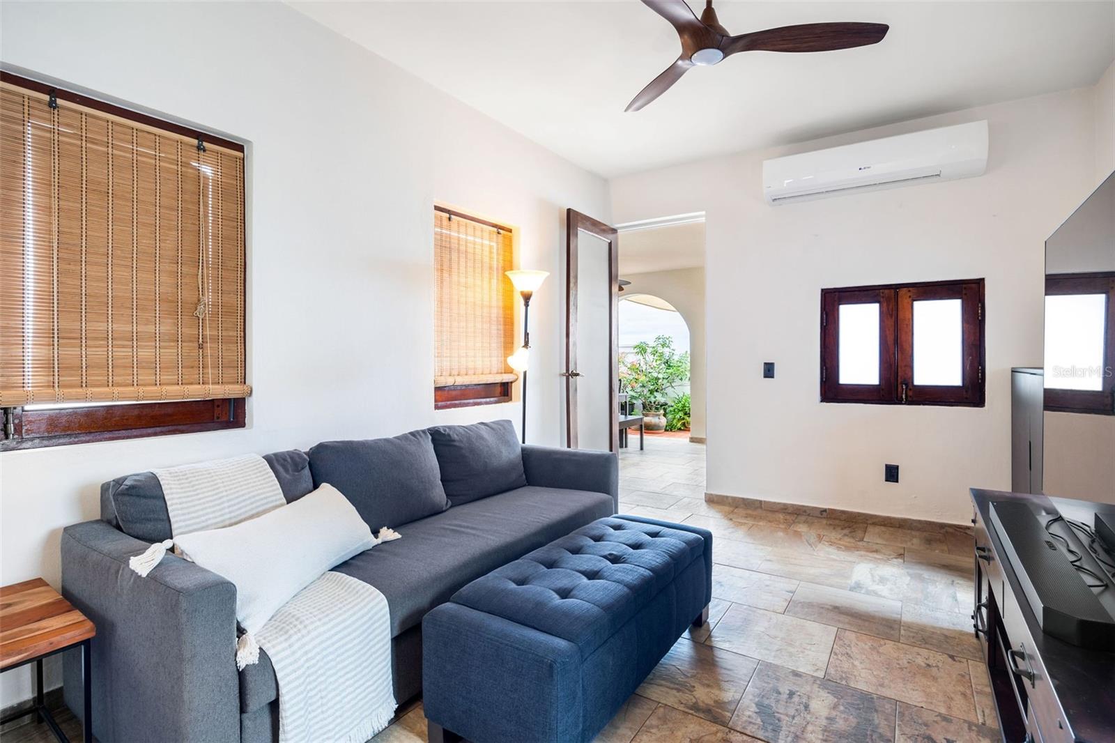 PLAZA CONDOMINIUM - Residential