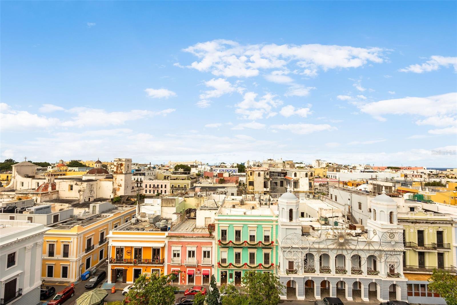 PLAZA CONDOMINIUM - Residential