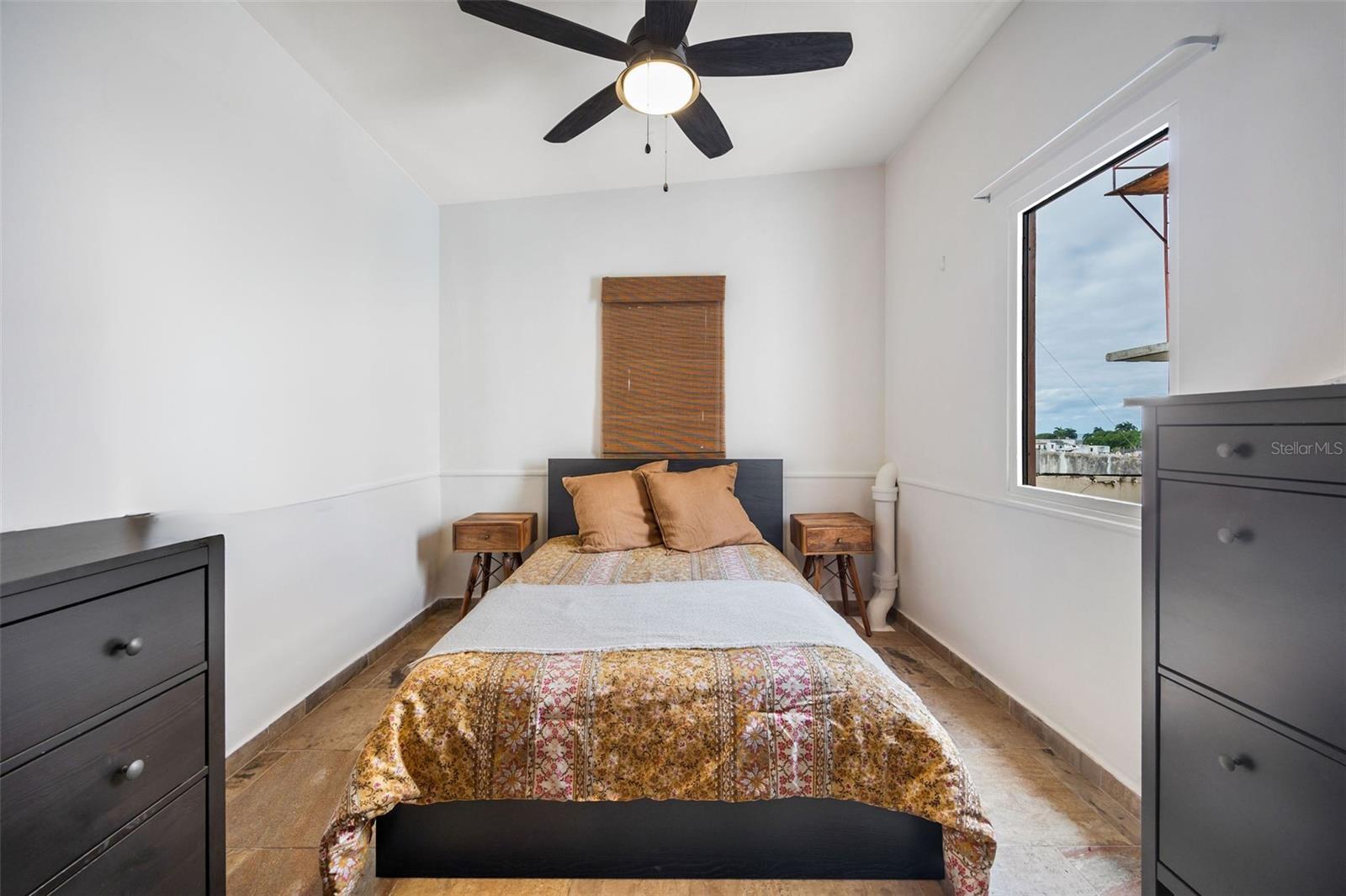 PLAZA CONDOMINIUM - Residential