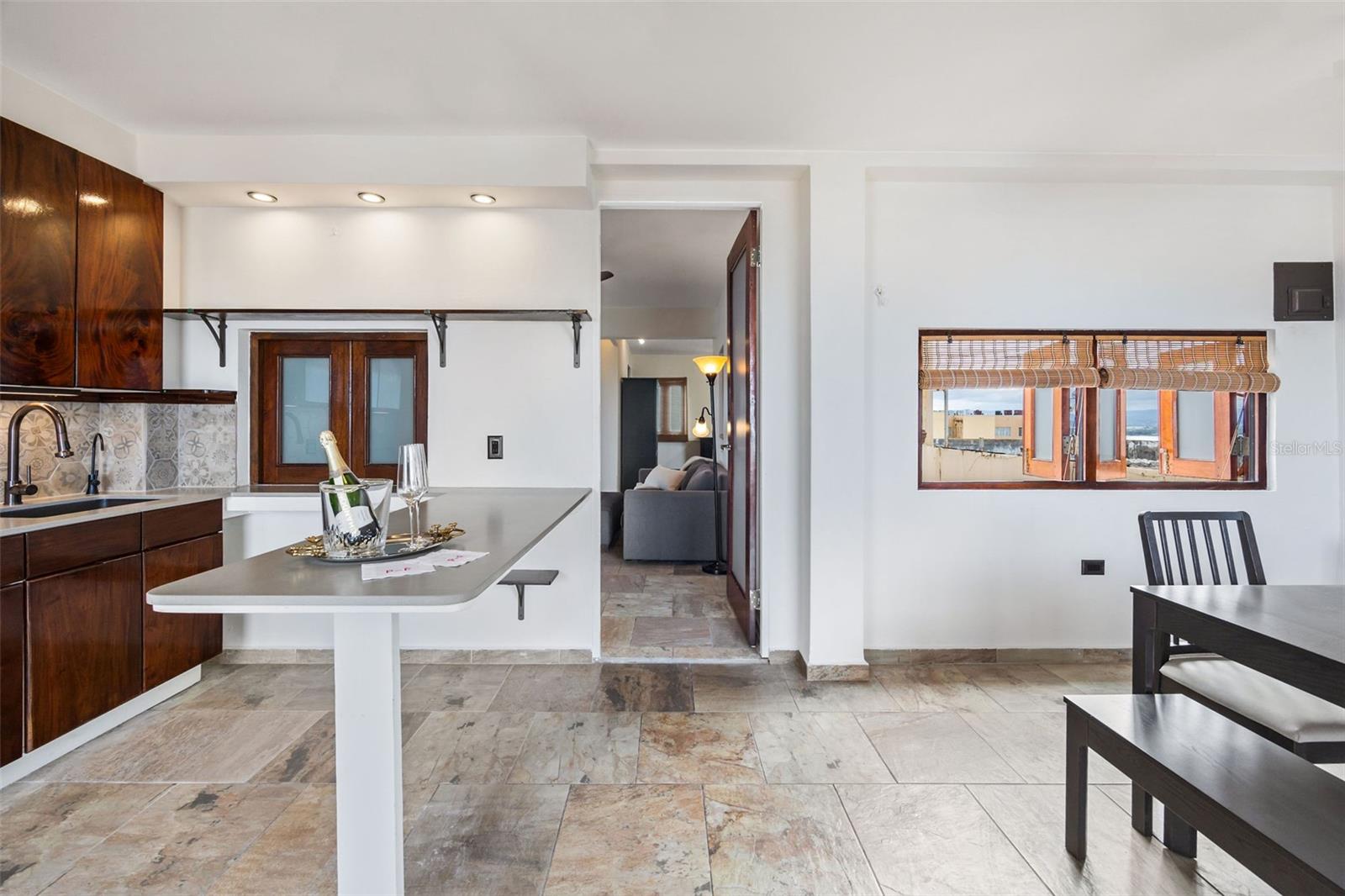 PLAZA CONDOMINIUM - Residential