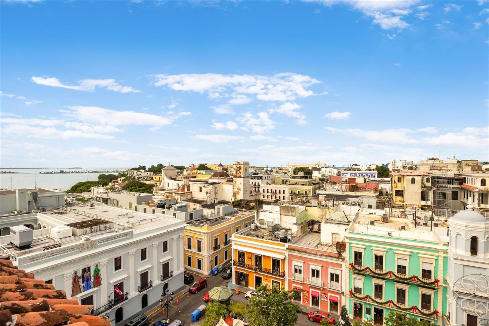 PLAZA CONDOMINIUM - Residential