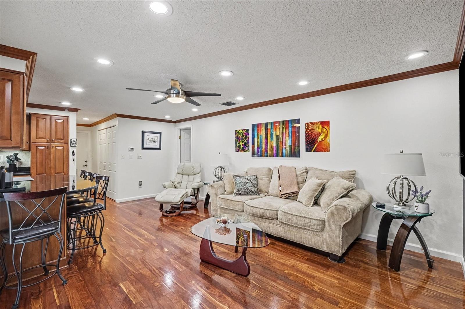 1308 OAKCREST DRIVE