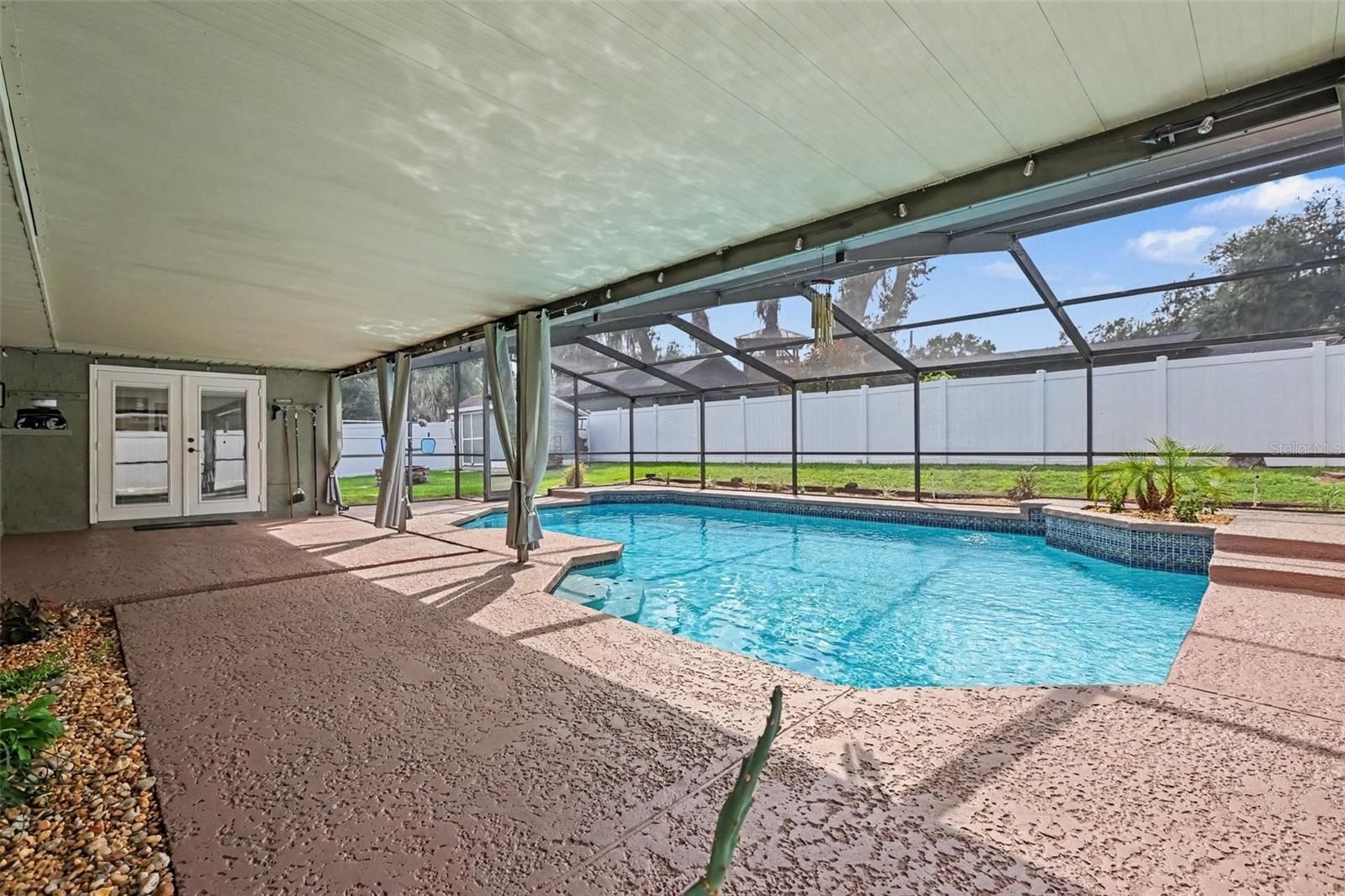 1308 OAKCREST DRIVE