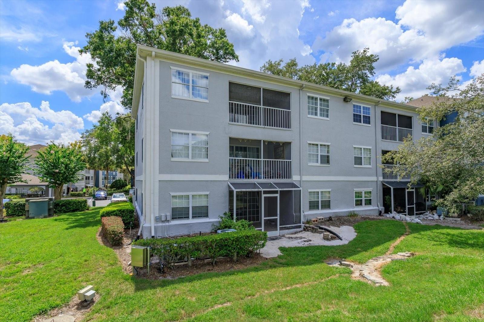 CLUBSIDE AT SABAL POINT A CONDO - Residential